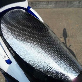 Tấm lót chống nóng yên xe máy